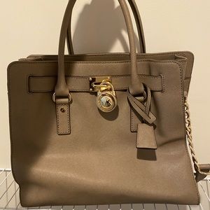 Micheals Kors Hamilton Bag